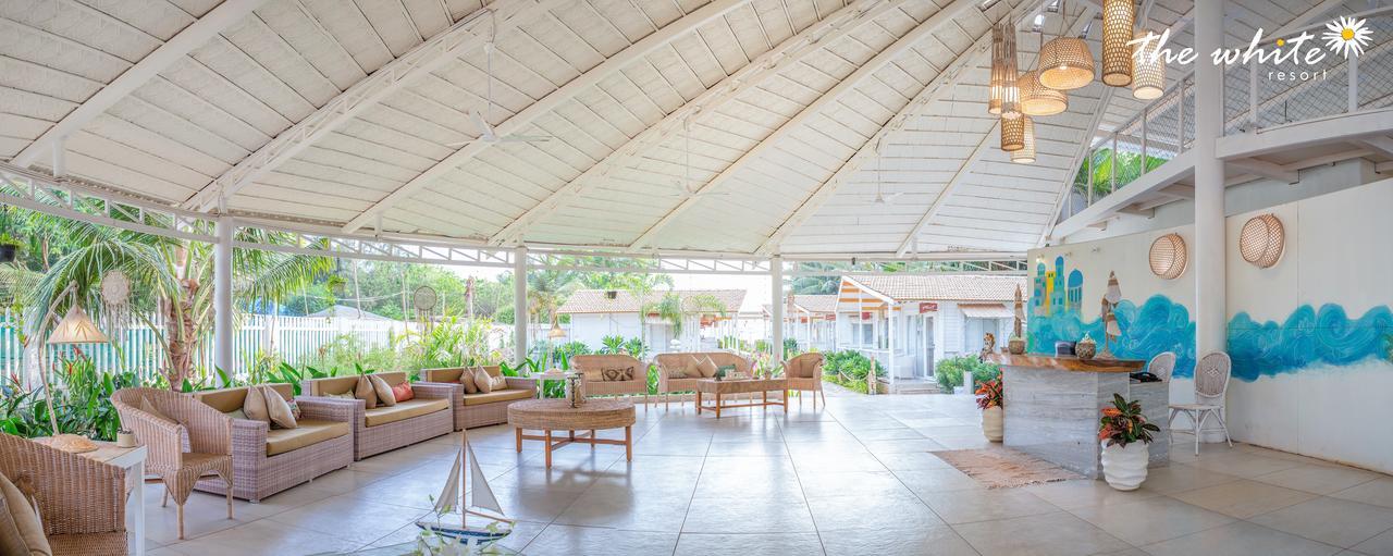 The White Resort Агонда Екстериор снимка